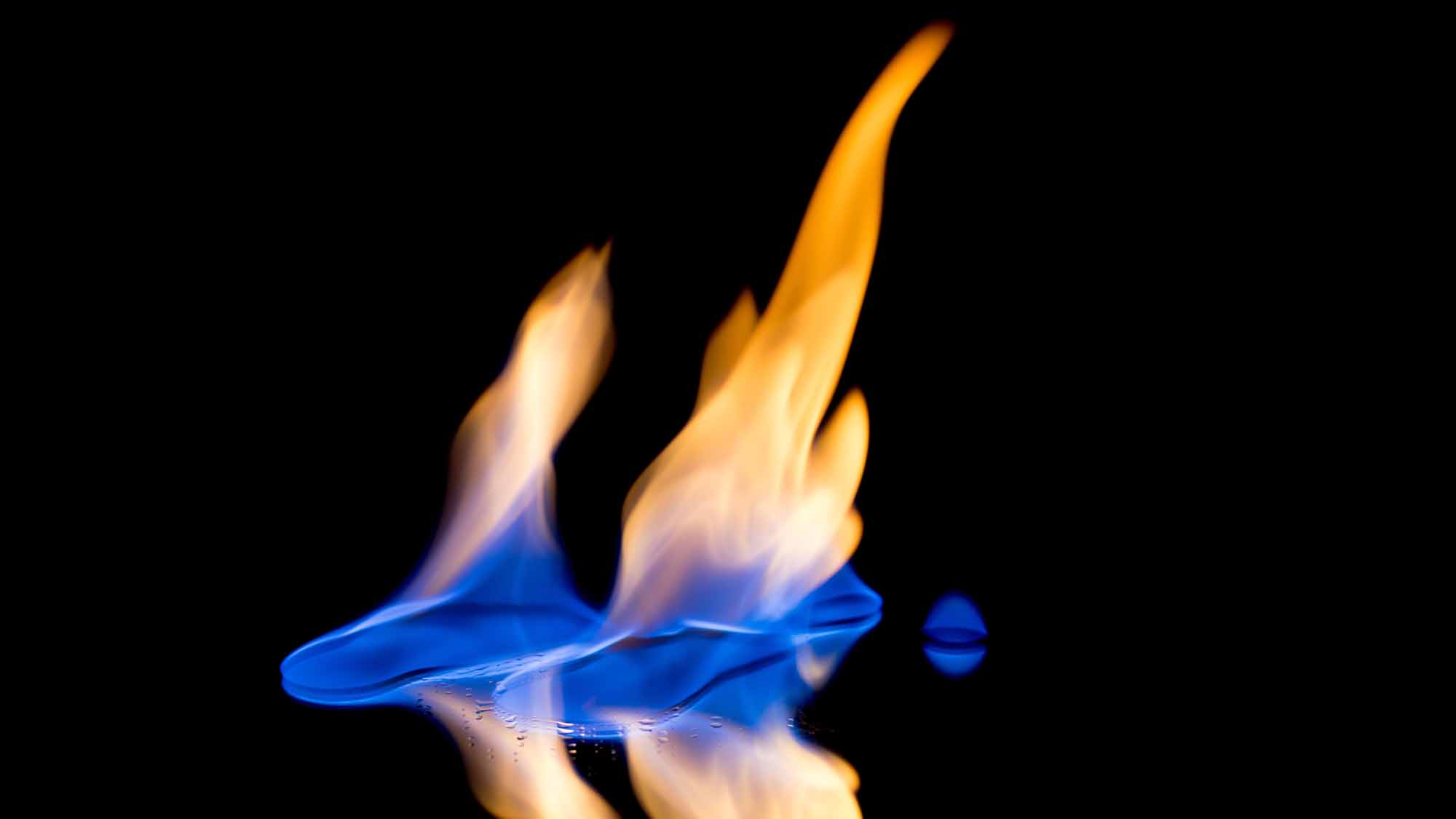 Flammen auf Spiegel Textur